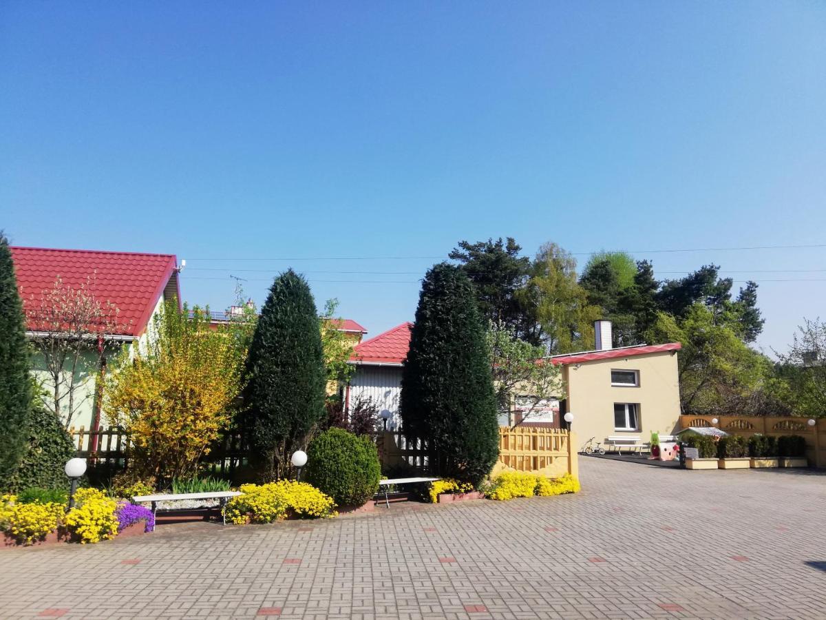 Noclegi I Restauracja Gracja Bełchatów Exterior foto